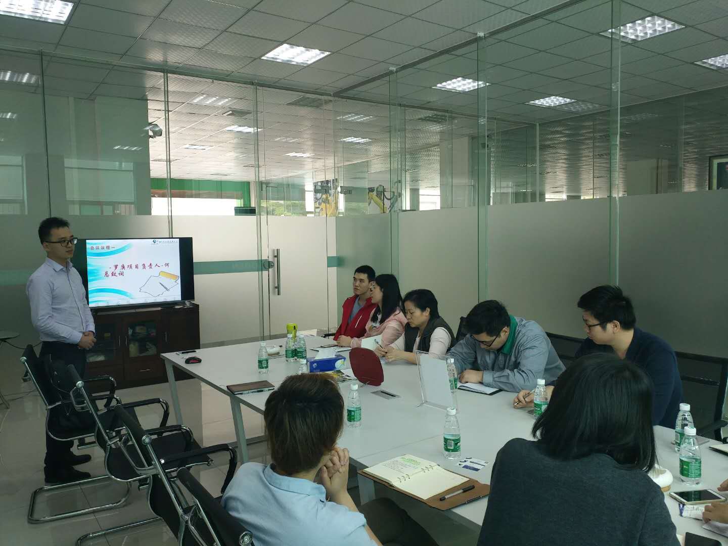 祝贺罗庚机器人签约顺景开云官方注册-开云kaiyun（中国）